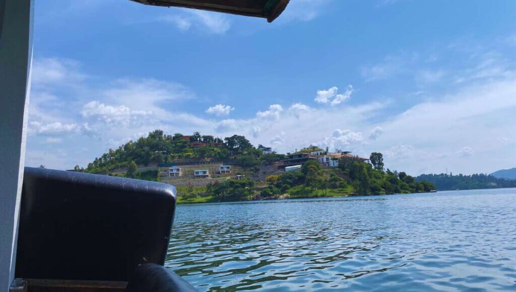 BEST PLACES TO VISIT IN RWANDA - Lake Kivu