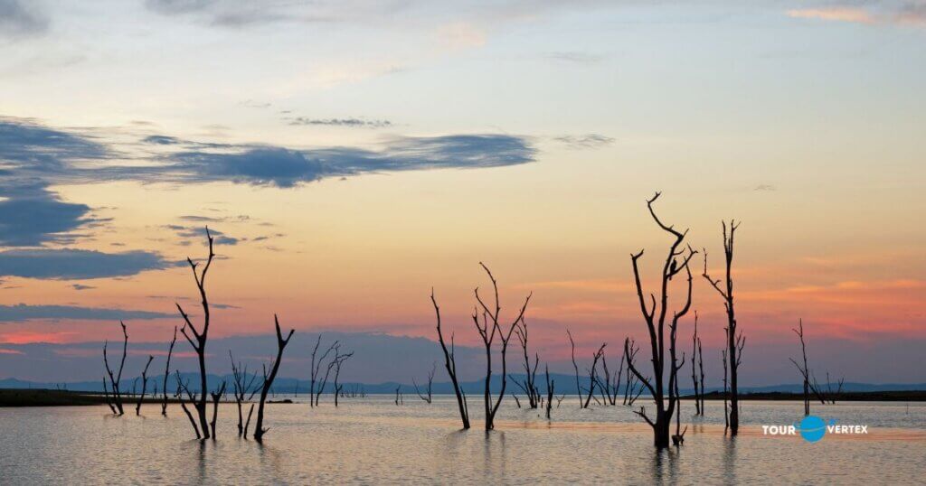 Tourist Attractions in Zimbabwe - Lake Kariba